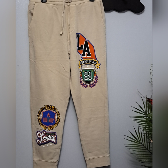 LA University '99 Jogger - Khaki  Size Meduim - Picture 1 of 5